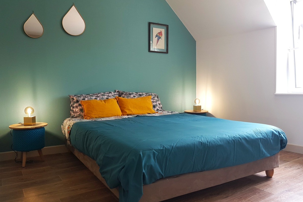 Chambre indépendante pour 2 personnes (1 lit 140 cm)
Crédits photo : Clévacances 35