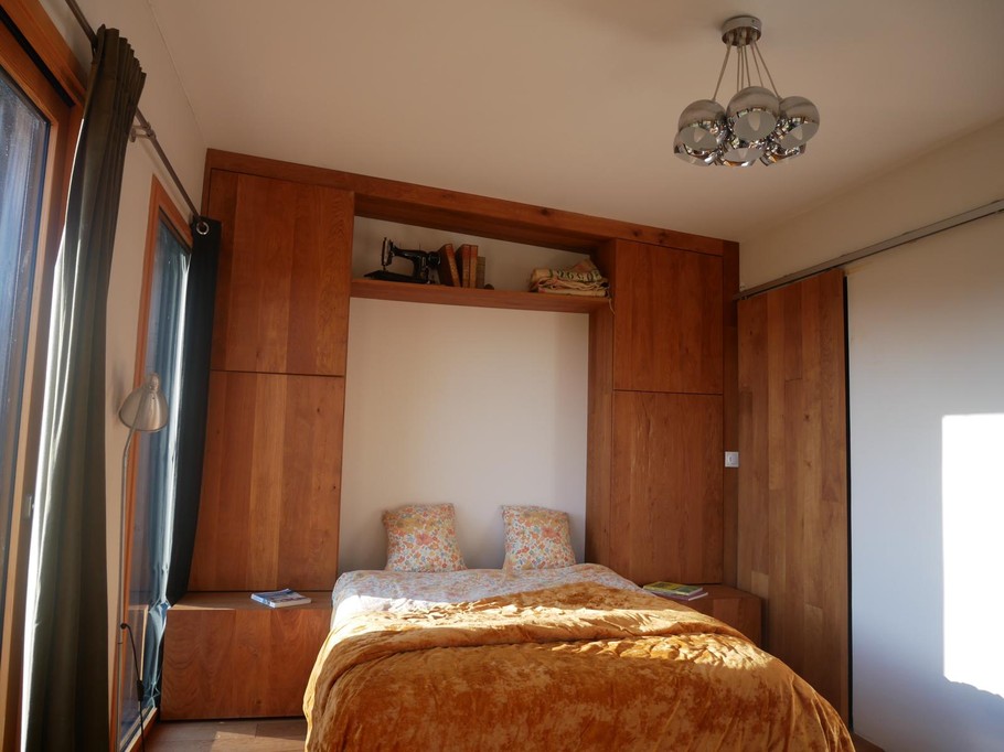 Le lit escamotable en chêne massif