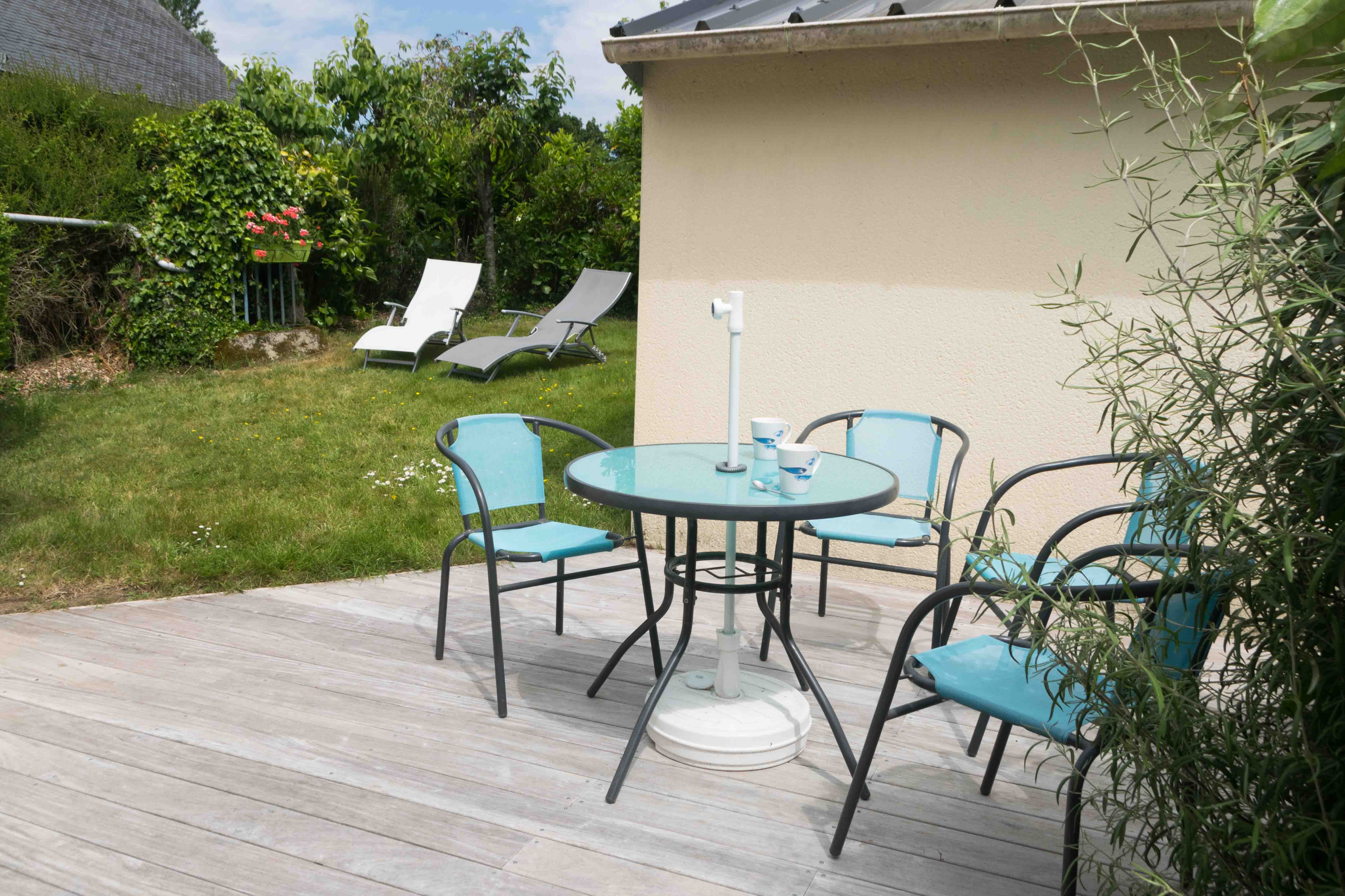 terrasse et jardin