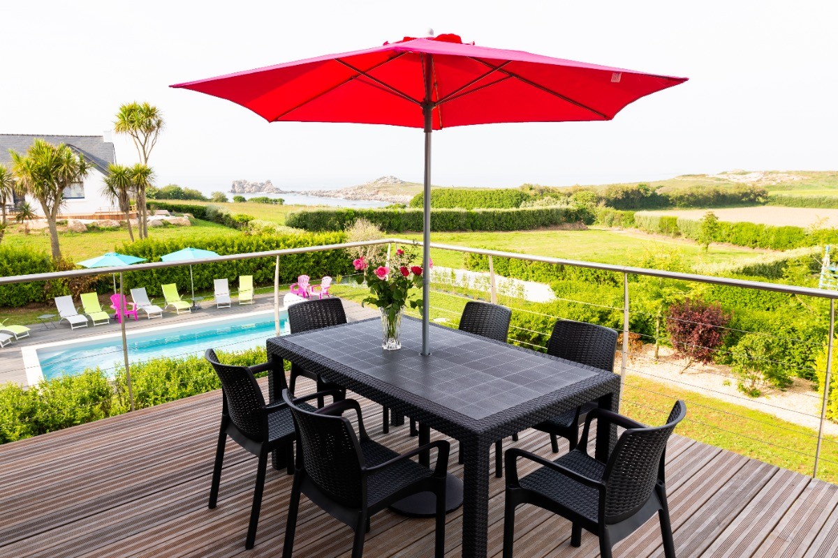 Terrasse vue sur merr et Iles de Batz