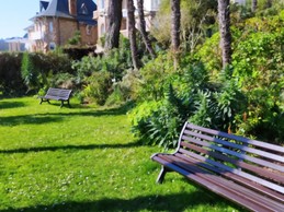 Location, Perros Guirec, Mme Assicot - sentier