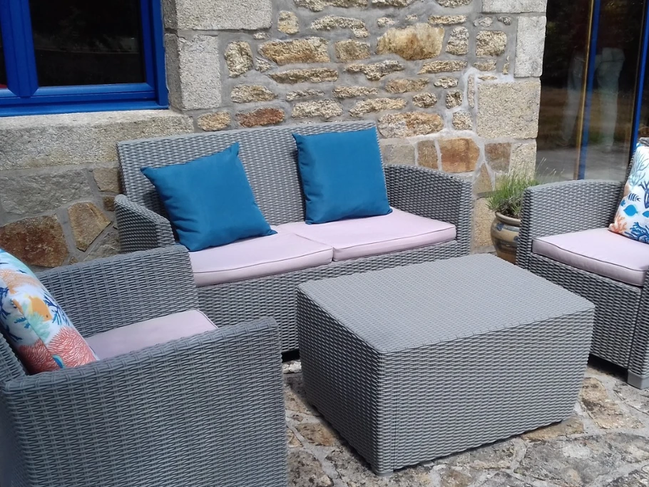 salon de jardin sur la terrasse