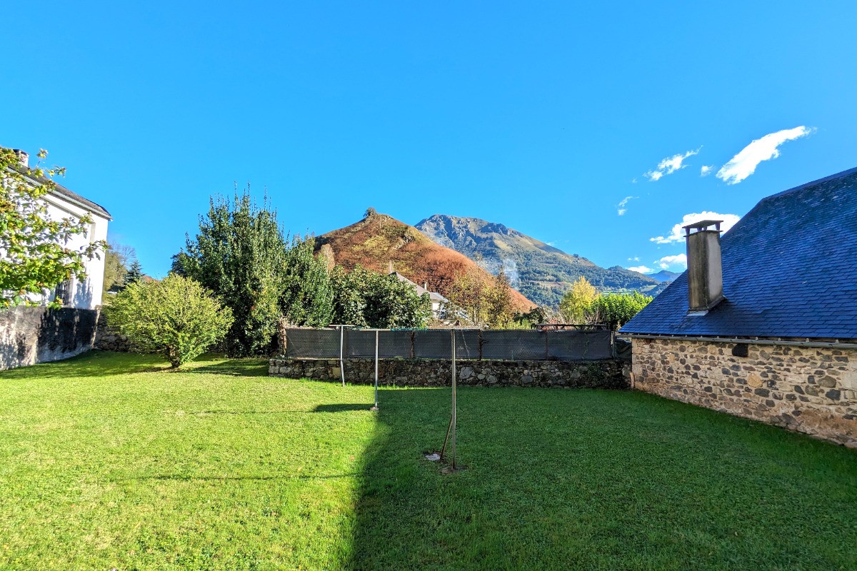 Garden with view of Mont d'Osse