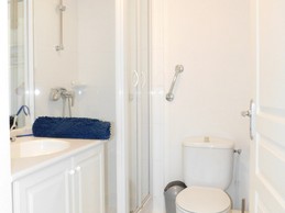 Salle d'eau épquipée