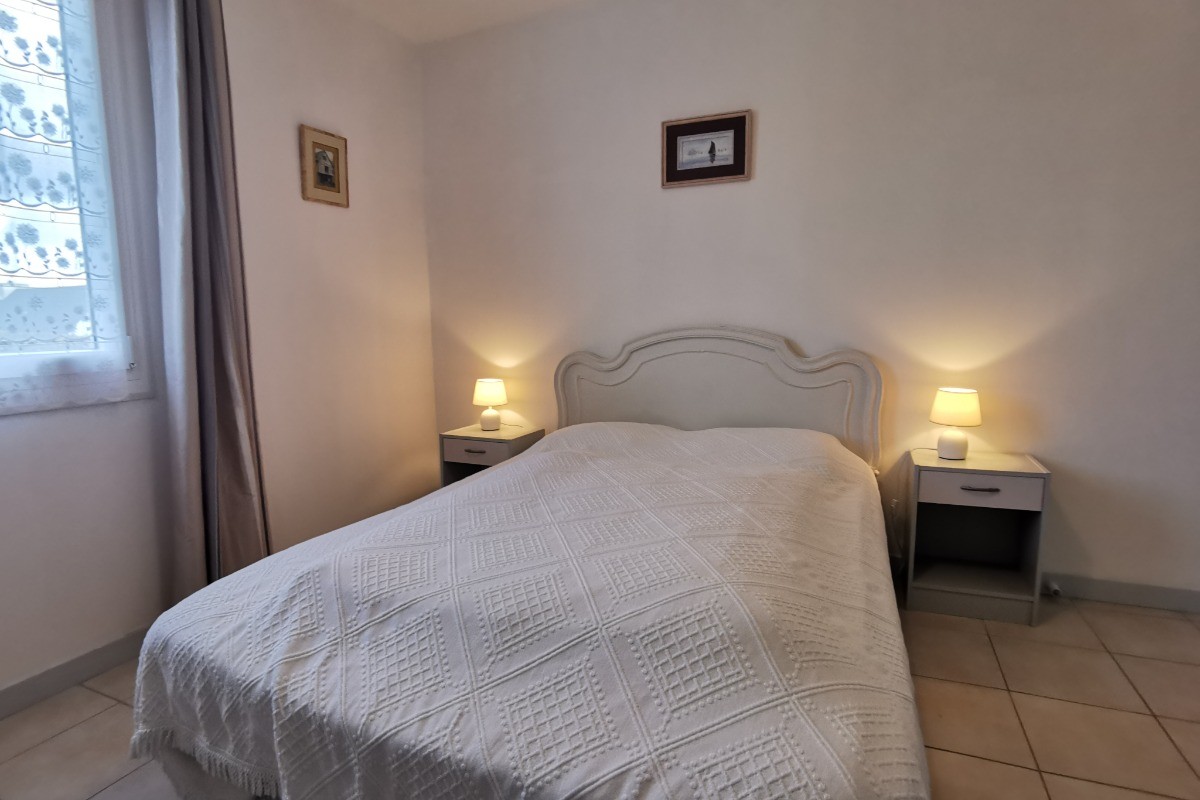 Chambre 1 lit 140