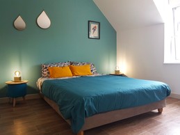 Chambre indépendante pour 2 personnes (1 lit 140 cm)