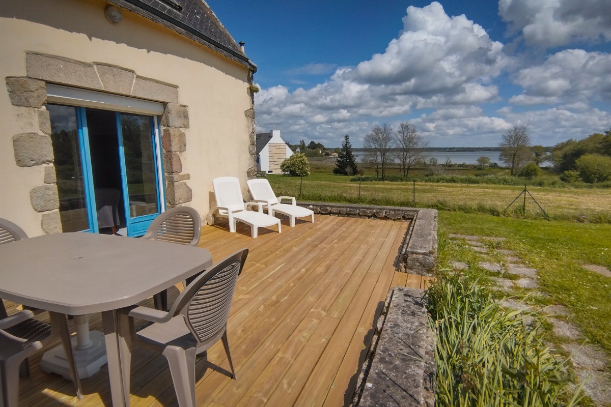 La terrasse avec vue sur mer
