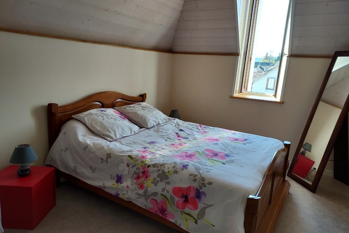 la 1ère chambre.