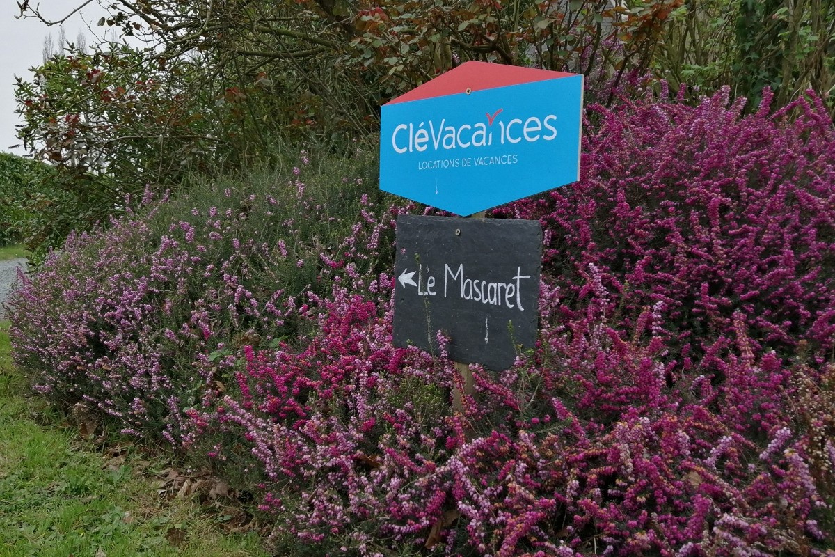 Le Mascaret, location 4 pers, St lormel, début du chemin