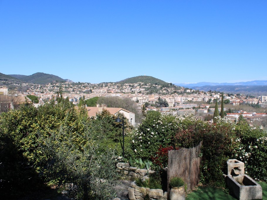 Vue de la Bastide des Oliviers