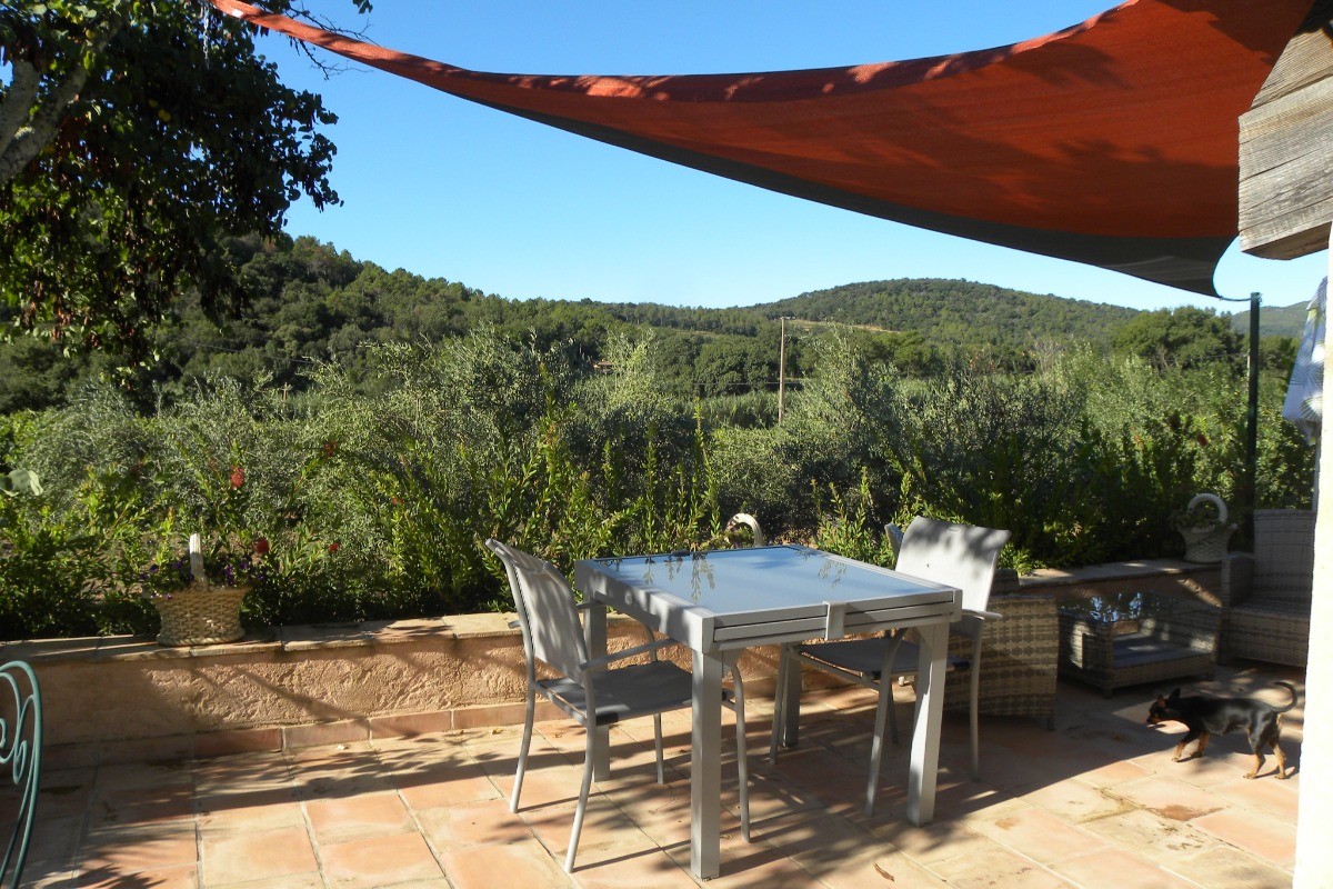 Terrasse conviviale des Oiseaux