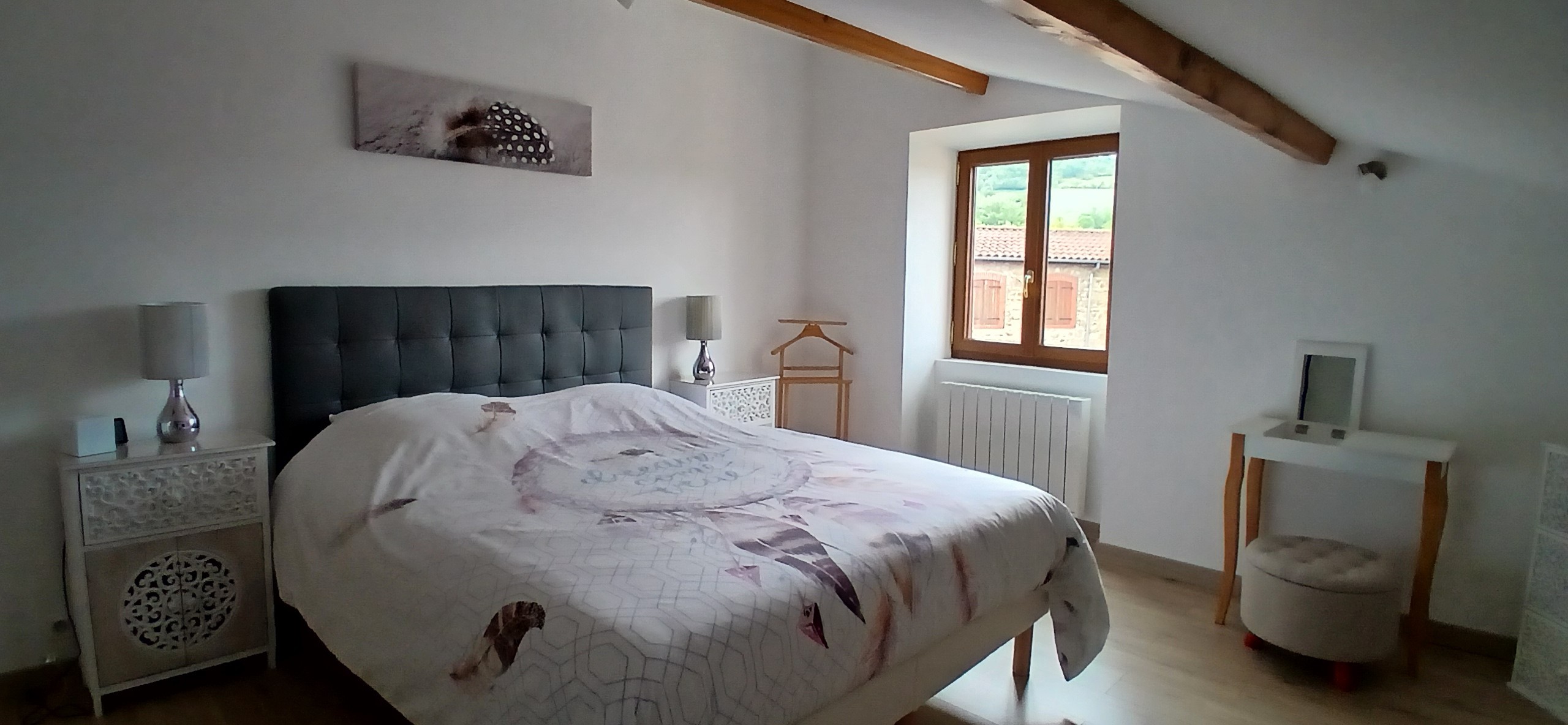 The Volcans d'Auvergne holiday cottage: Bedroom 1