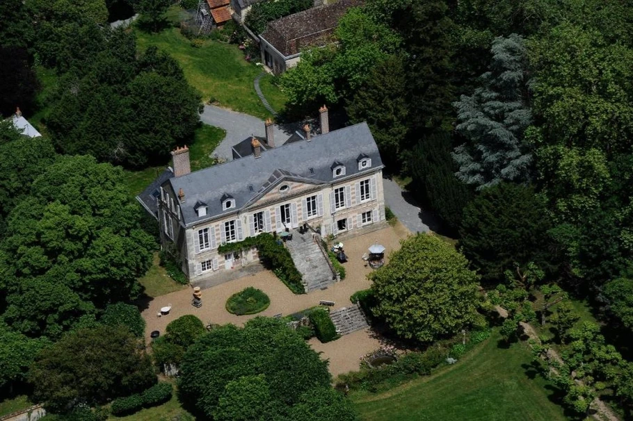 Vue aérienne Château de La Gavolerie