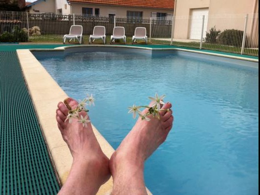 BORD DE LA PISCINE commune LES TREMIERES à Bourcefranc le Chapus en Charente maritime
