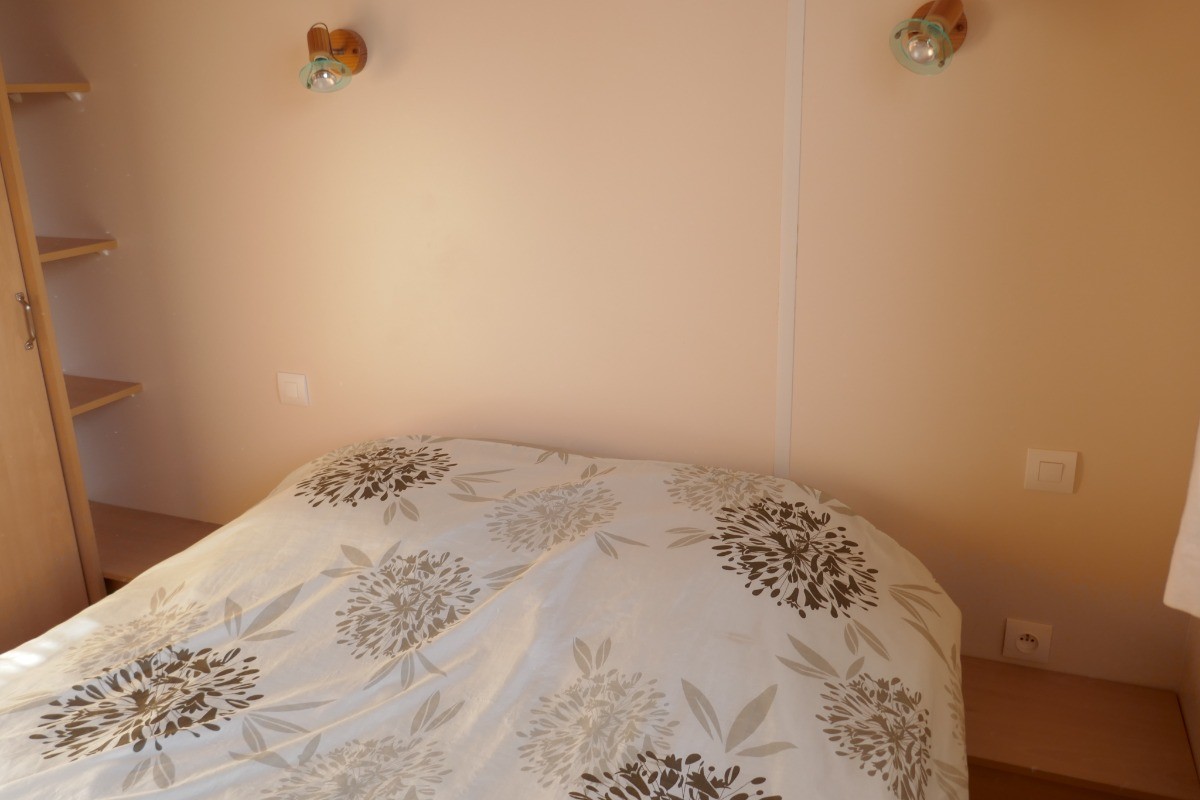 Chambre lit x140