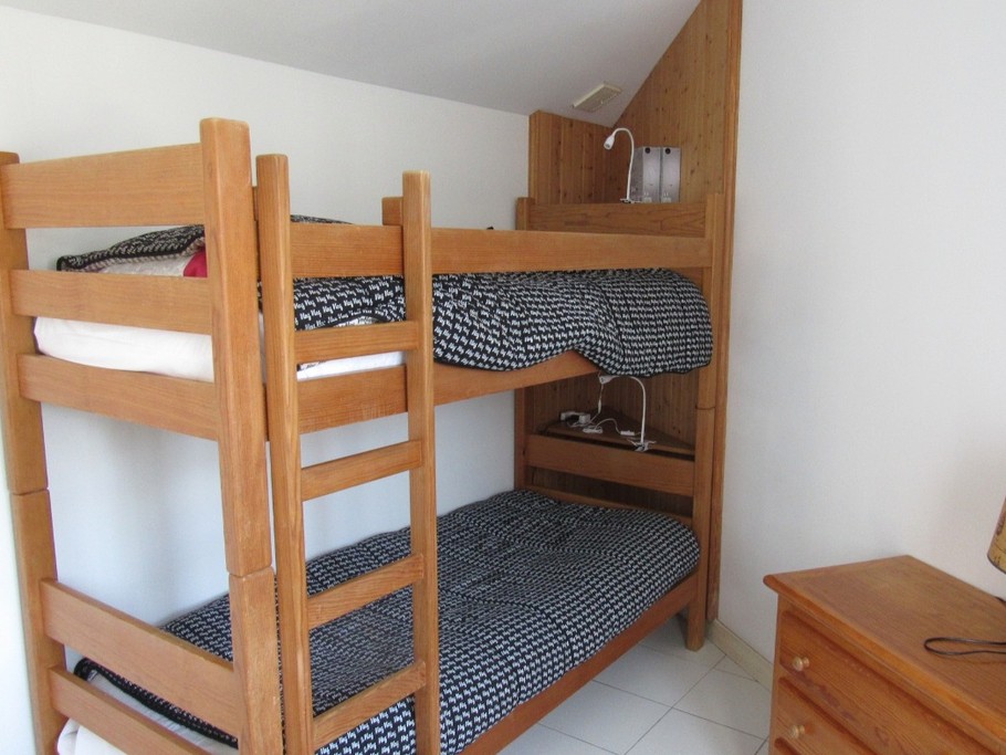 Chambre 3 avec deux lits 80 superposés