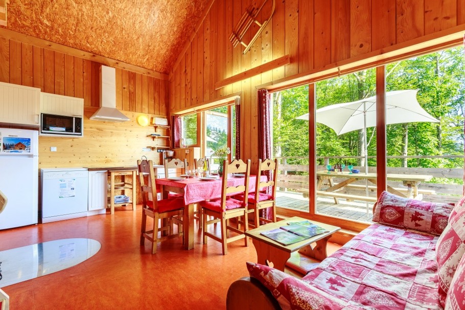 Séjour - vue générale : avec accès à la terrasse