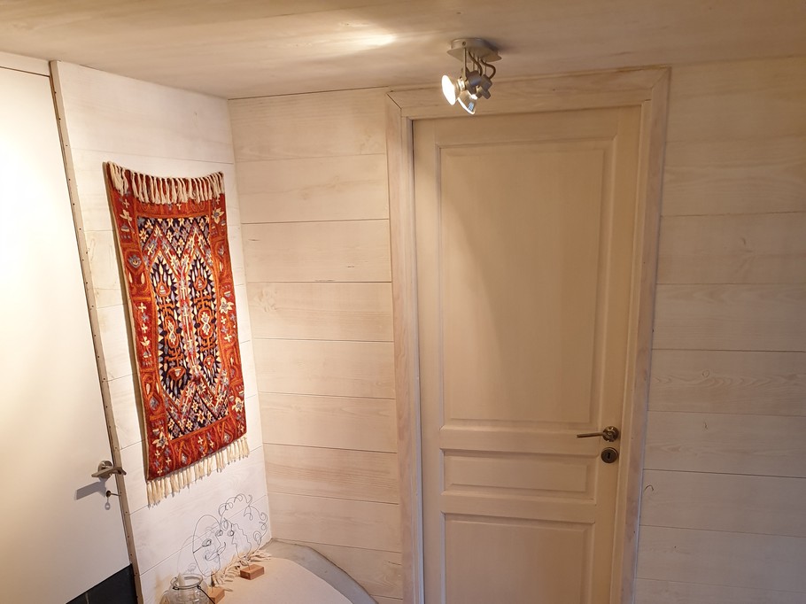 entrée salle de bain rez de jardin