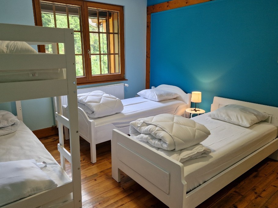 Première chambre - Gîte de la Haute Hardoye (14 pers) dans les Vosges