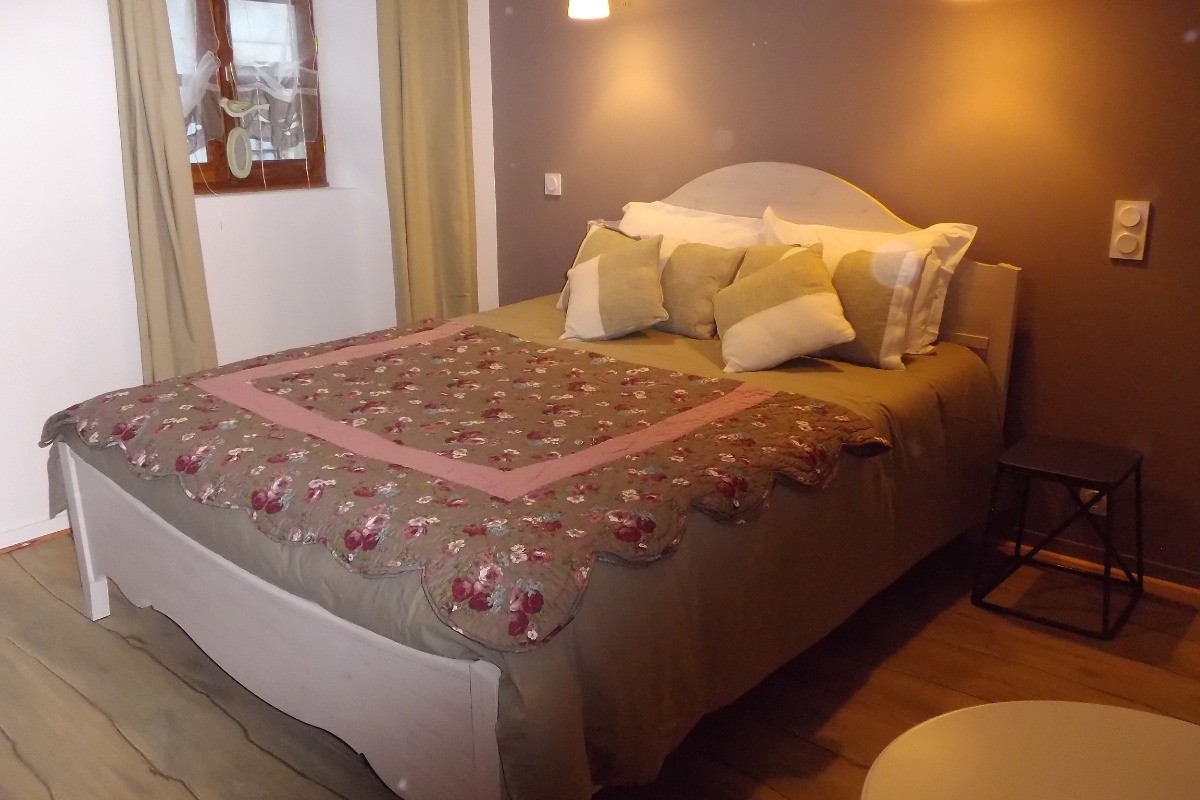 CHAMBRE  1ER ETAGE