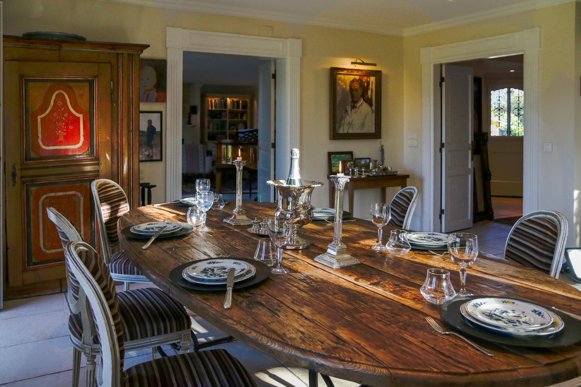 Open-plan dining room with golf view
