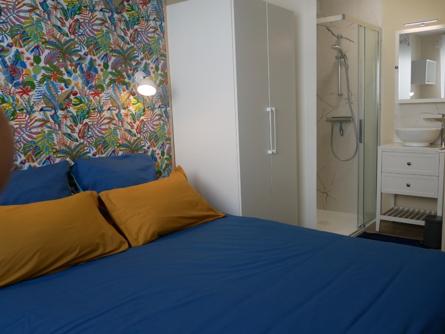 Maison 2 - Suite parentale Margot ( Lit 160x200),rangements, salle d'eau