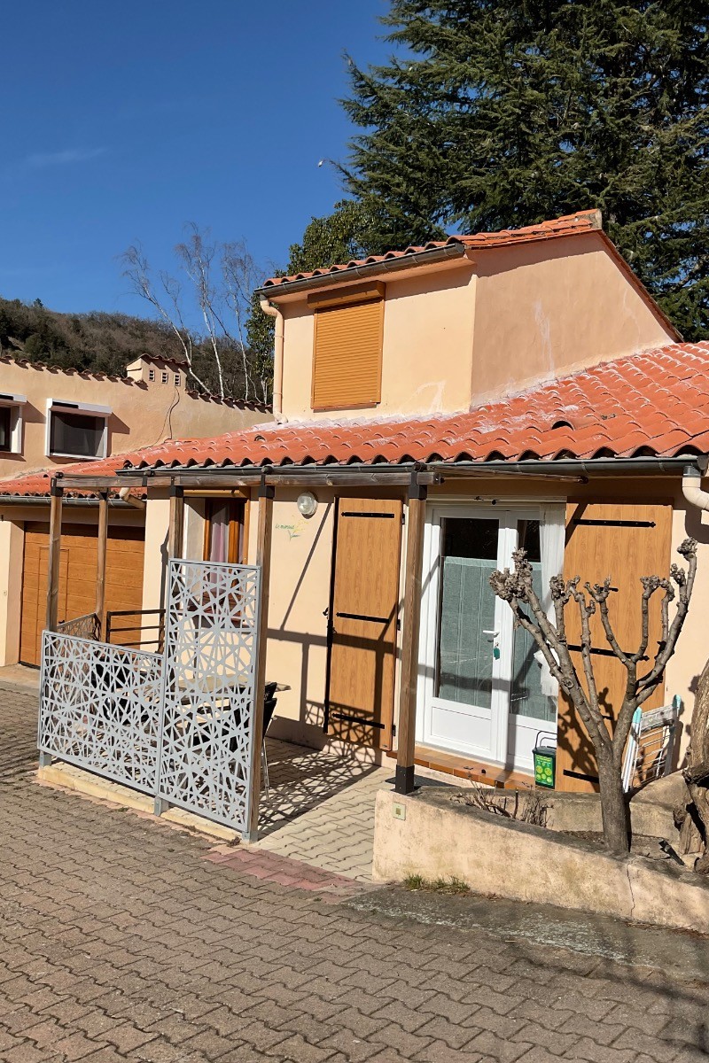 Vue extérieur le mimosa