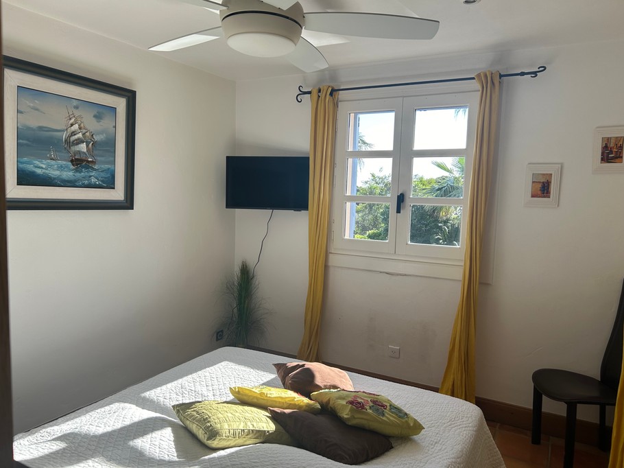 Villa Jacklou, ground floor bedroom