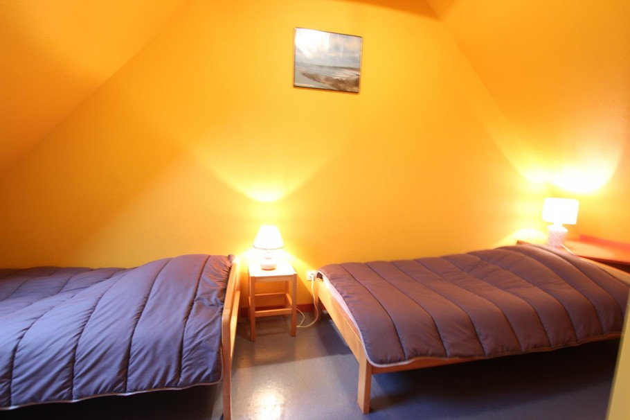 Chambre 2 lits simples