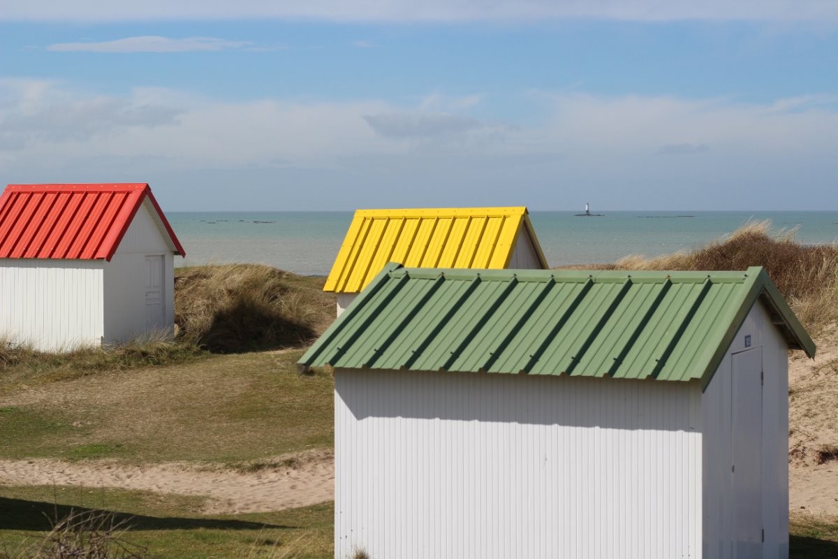 Les cabanes de Gouville sur mer
