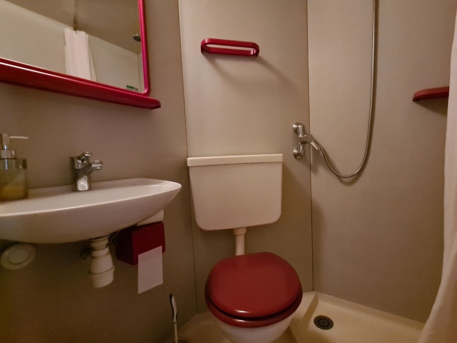 Salle d'eau privé à chaque chambre