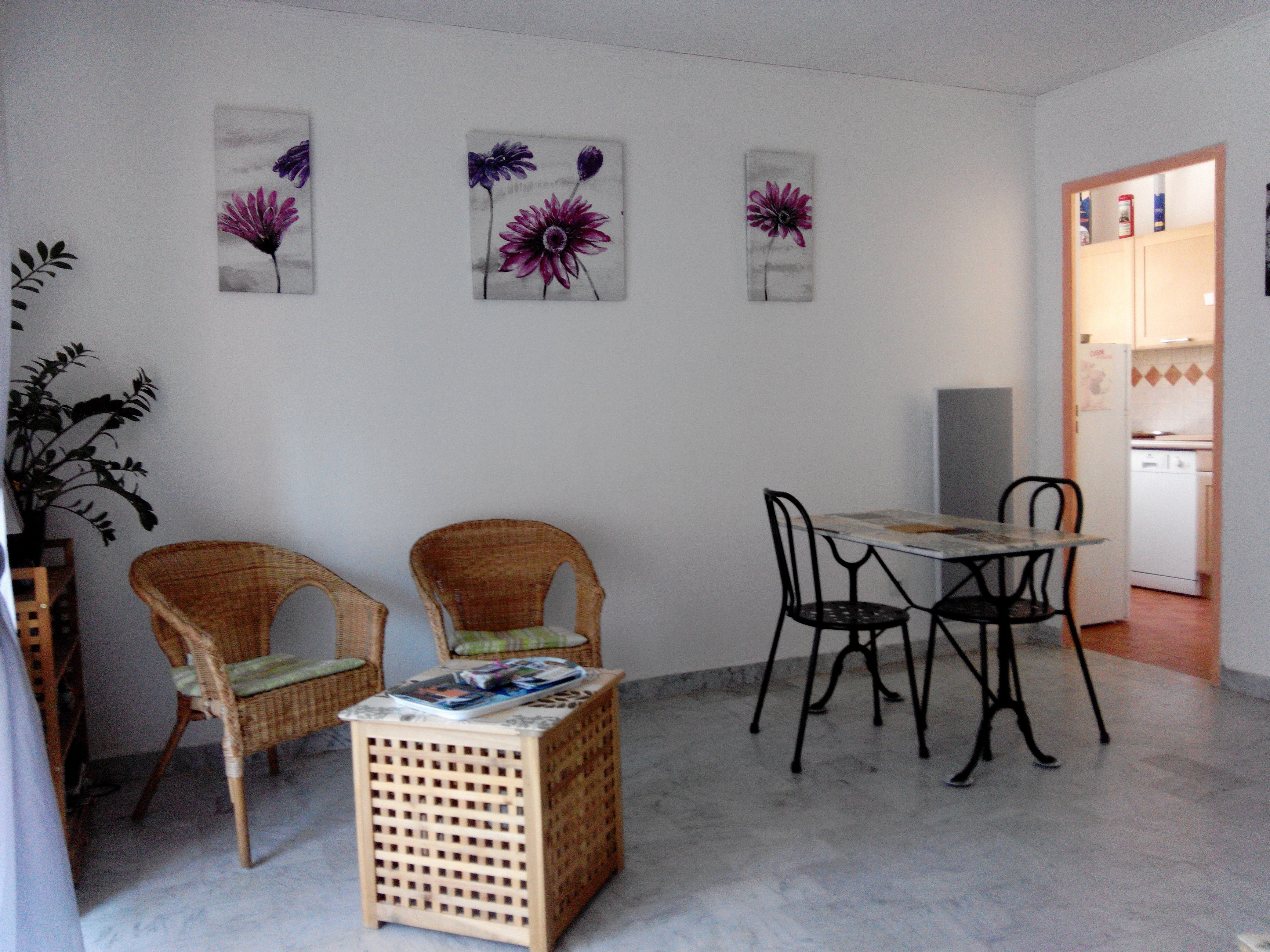 COIN REPAS ET LECTURE