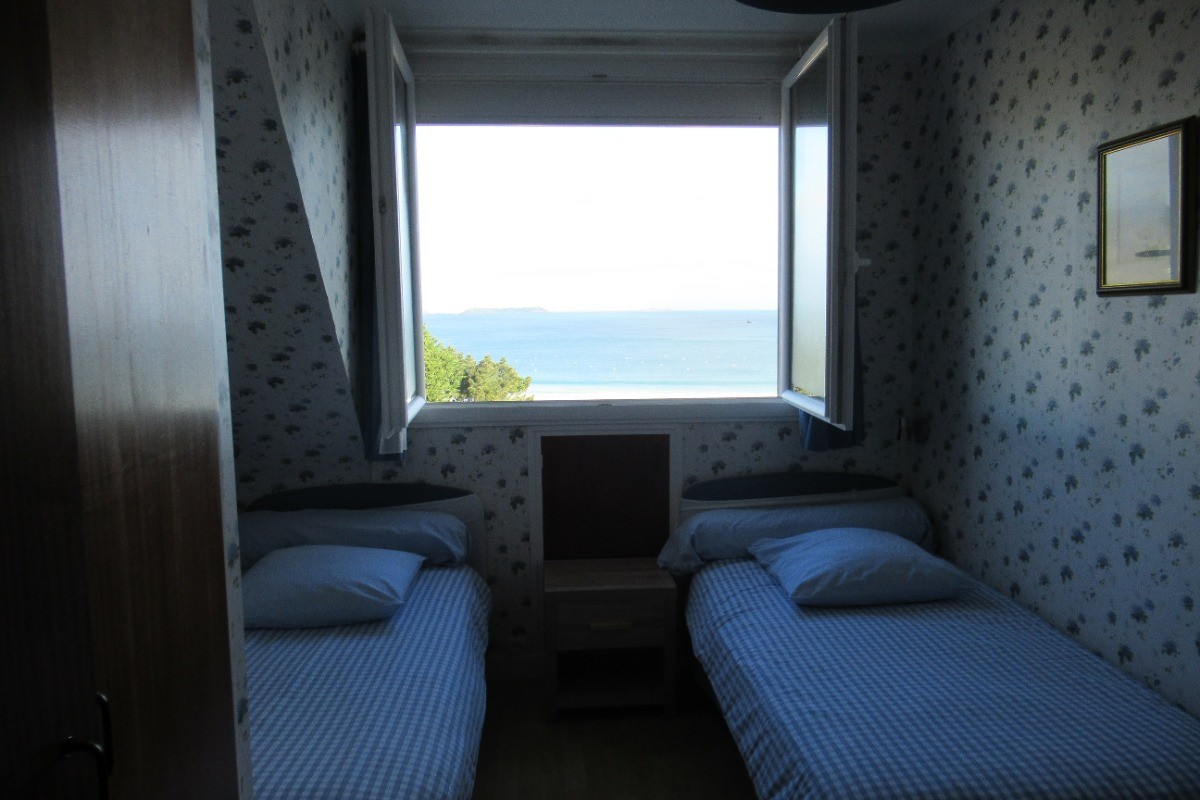 La chambre des enfants côté mer et ses deux lits en 90