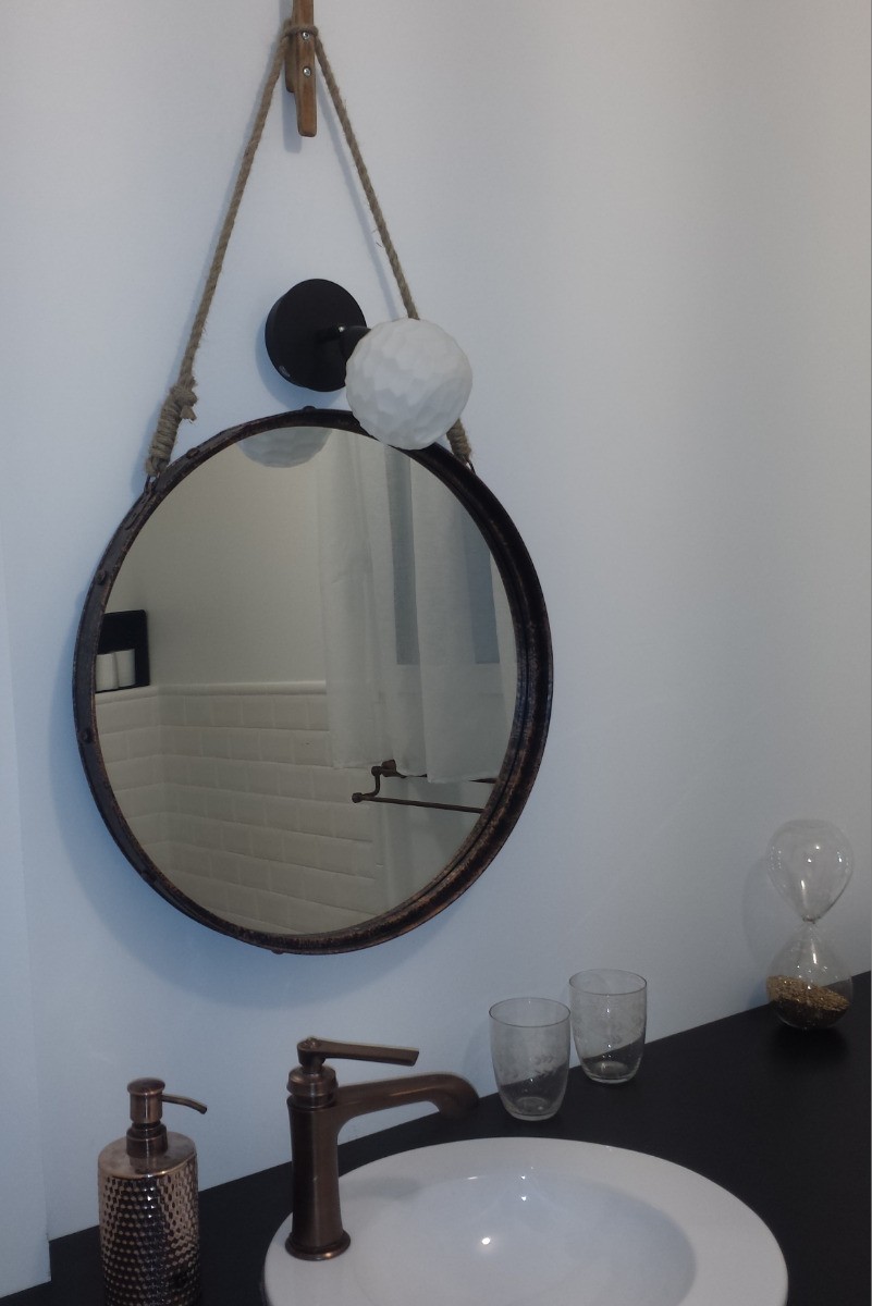 MELIKIAN, location, Paimpol, Salle d'eau du studio