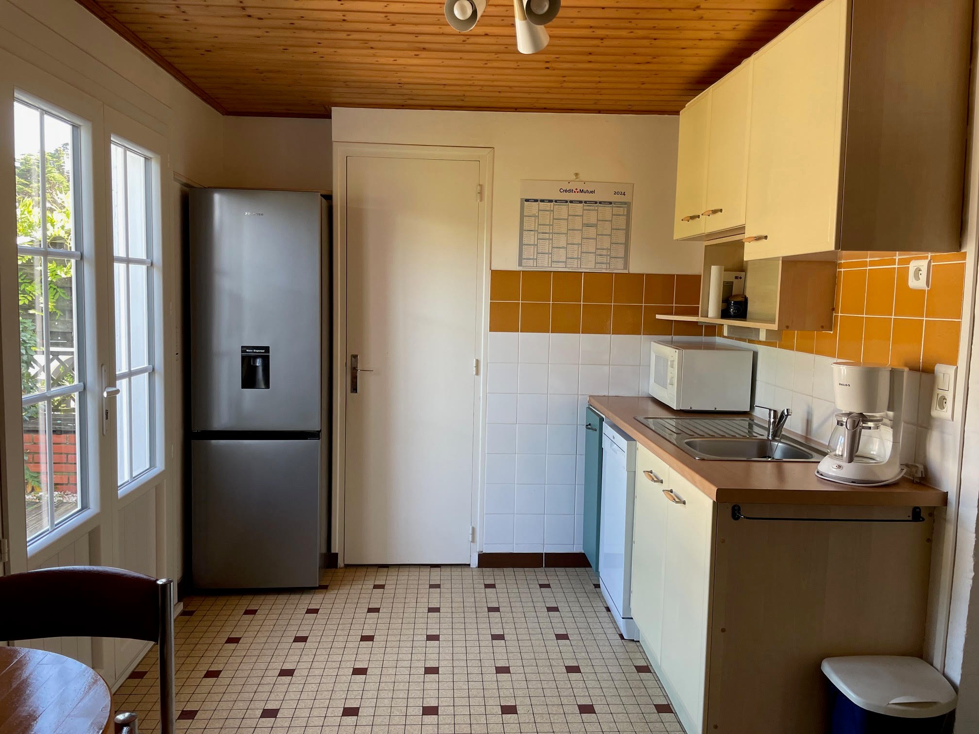 Cuisine vue de l'intérieur de la cuisine