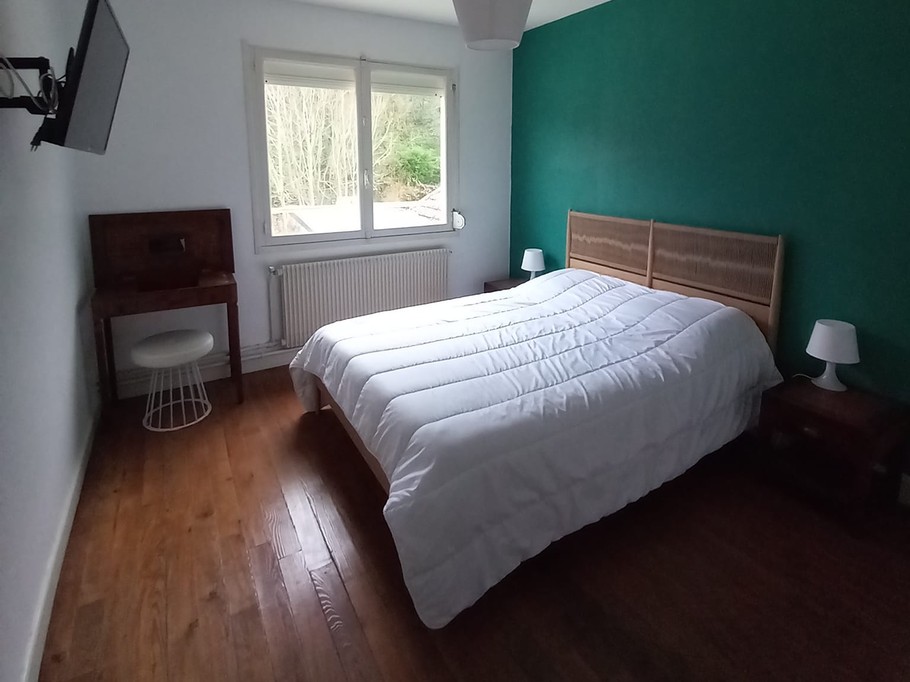 chambre verte côté jardin