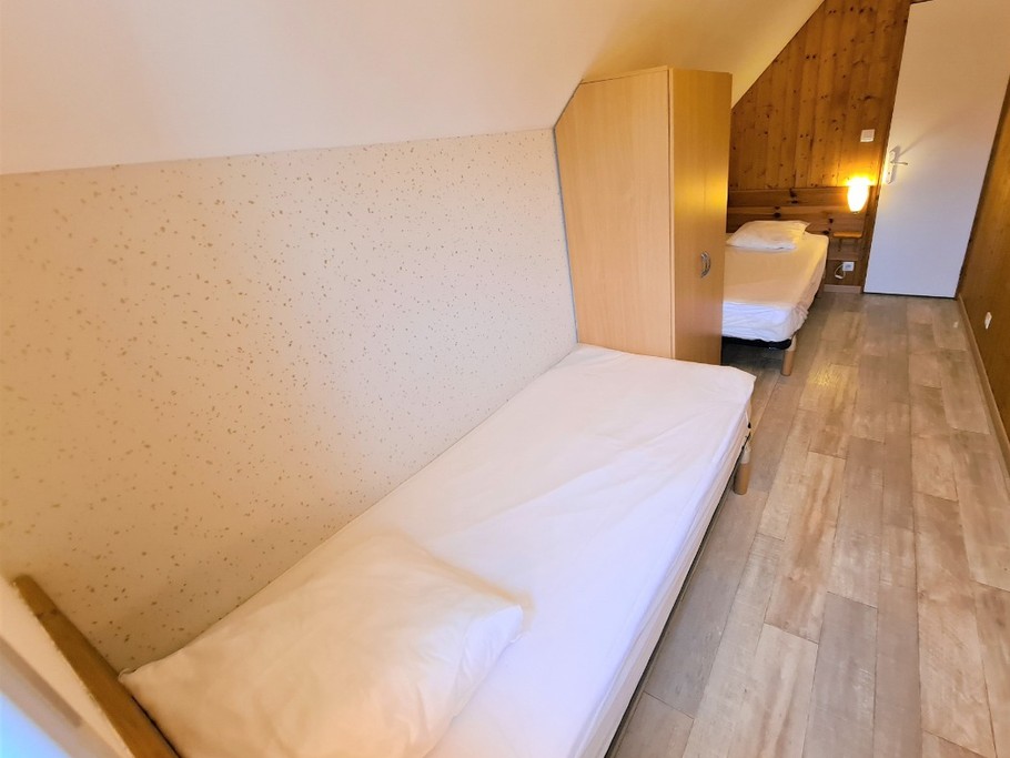 2nde chambre à l'étage