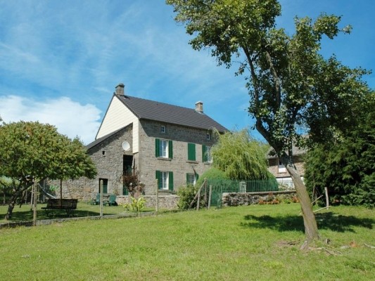 La Betoulle Large-capacity gîte in Creuse in the heart of the Limousin. 6-bedroom house for up to 15 people