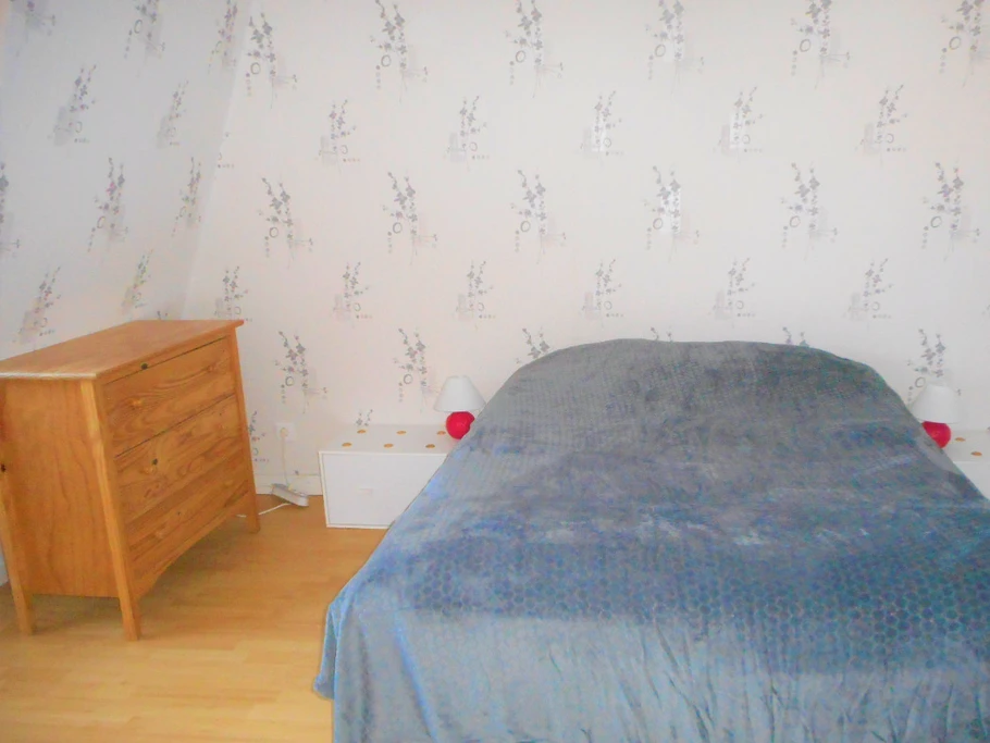 Une chambre à l'étage