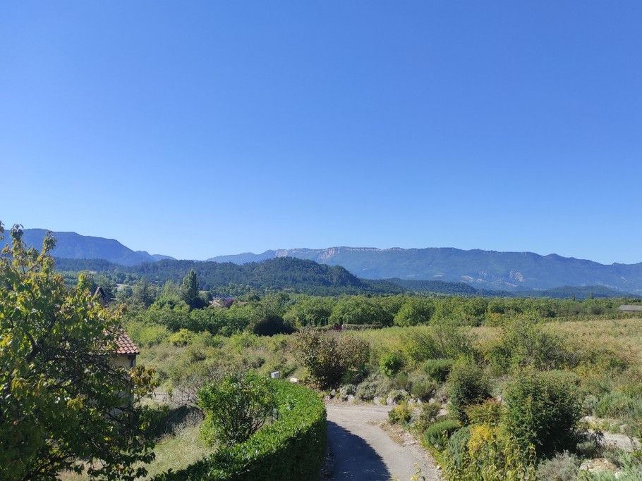 Gîte les Lavandes - Mme Lambert - Vue depuis la terrasse