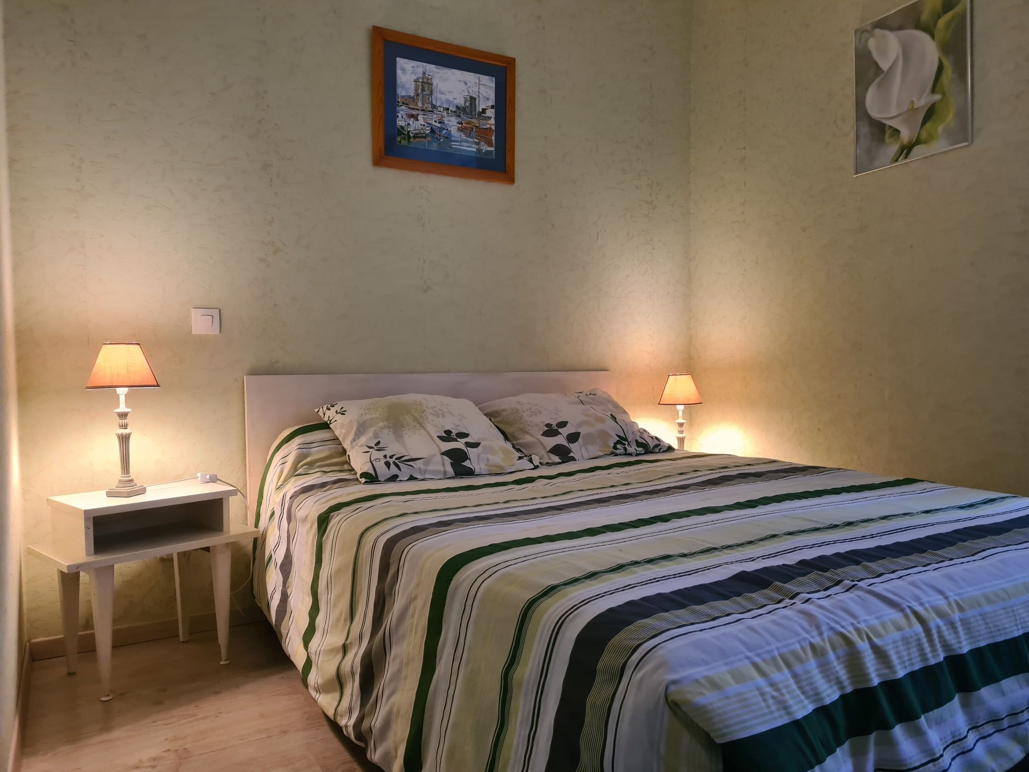 Gite des Mirabelles avec piscine à Curac en Charente