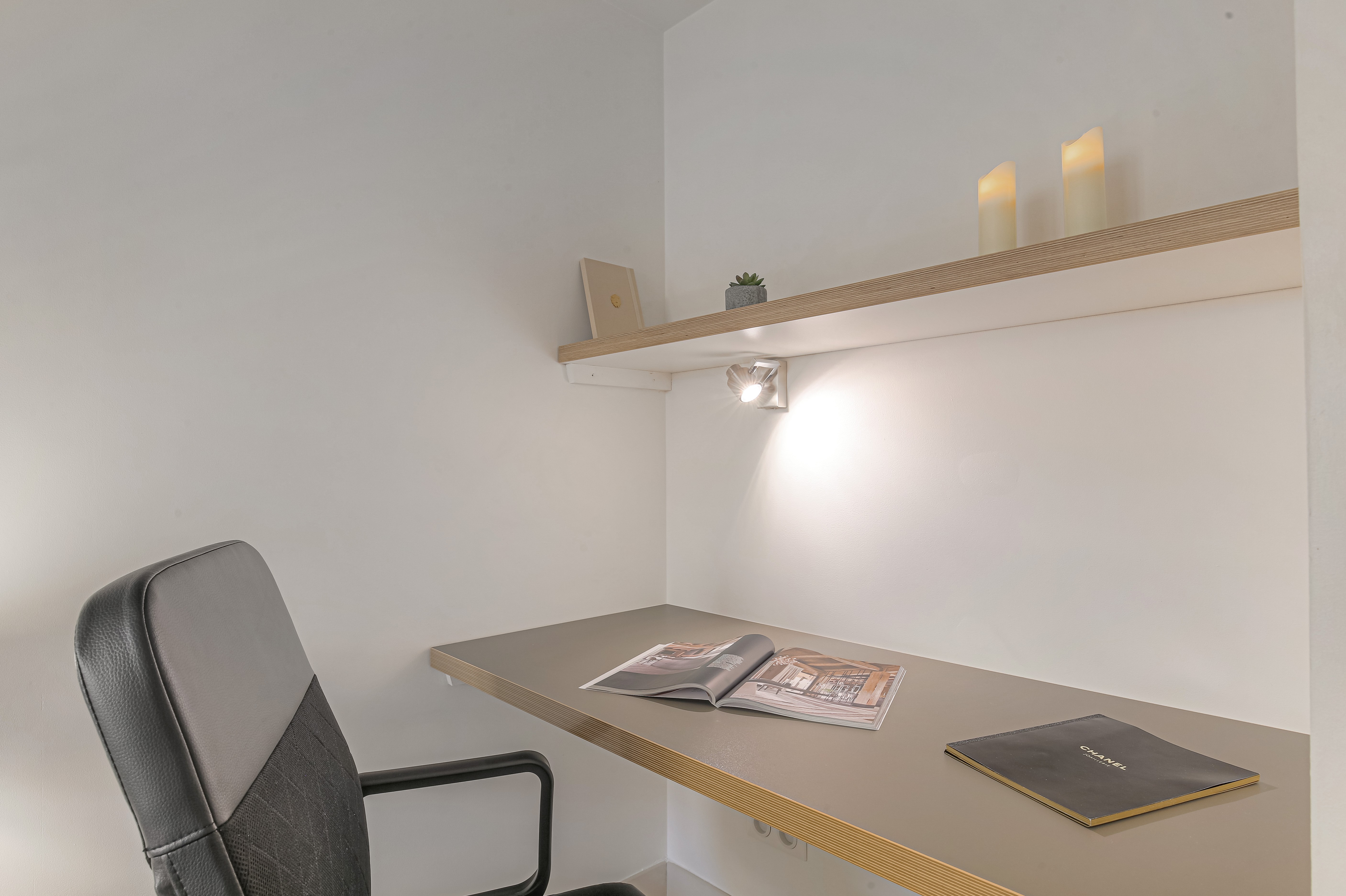 Bureau chambre 1