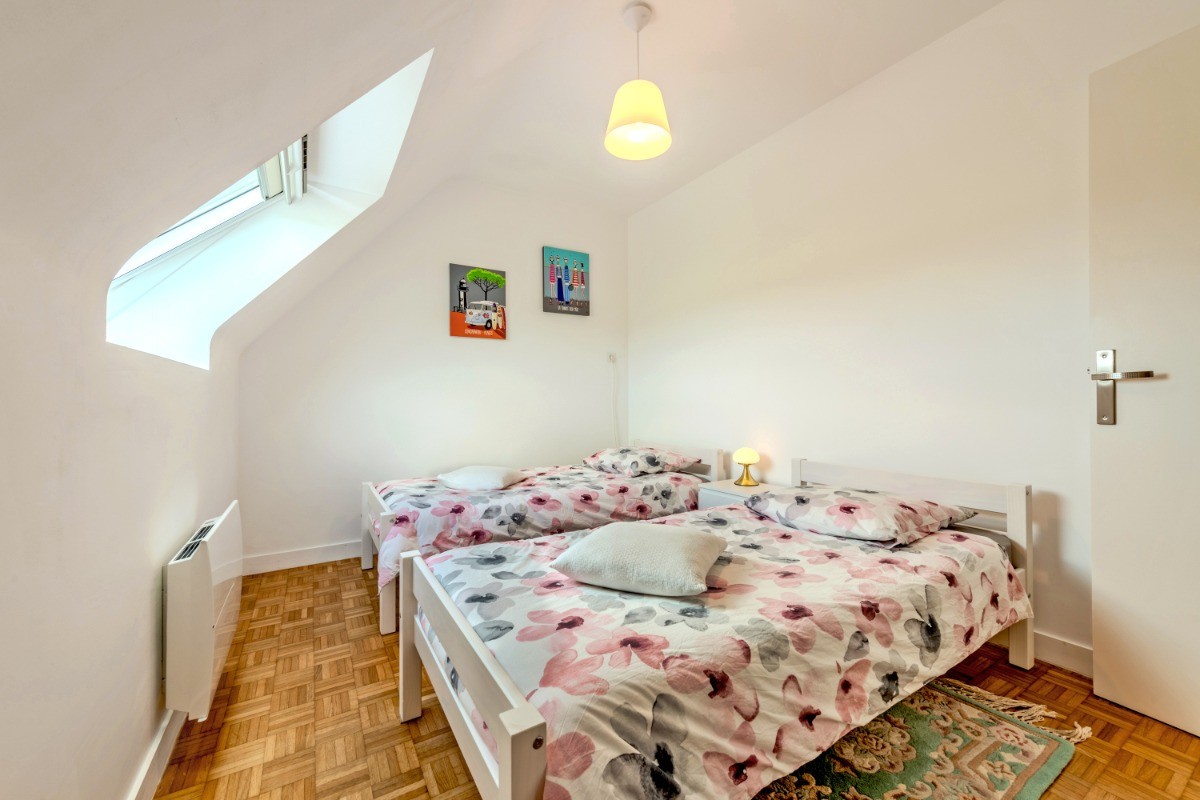 Etage : chambre 4 avec 2 lits de 90