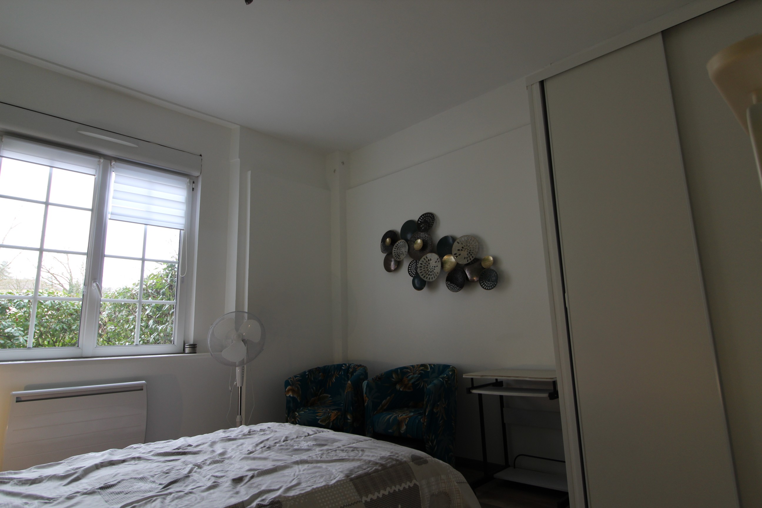 Grande chambre - Appartement F1 RDC