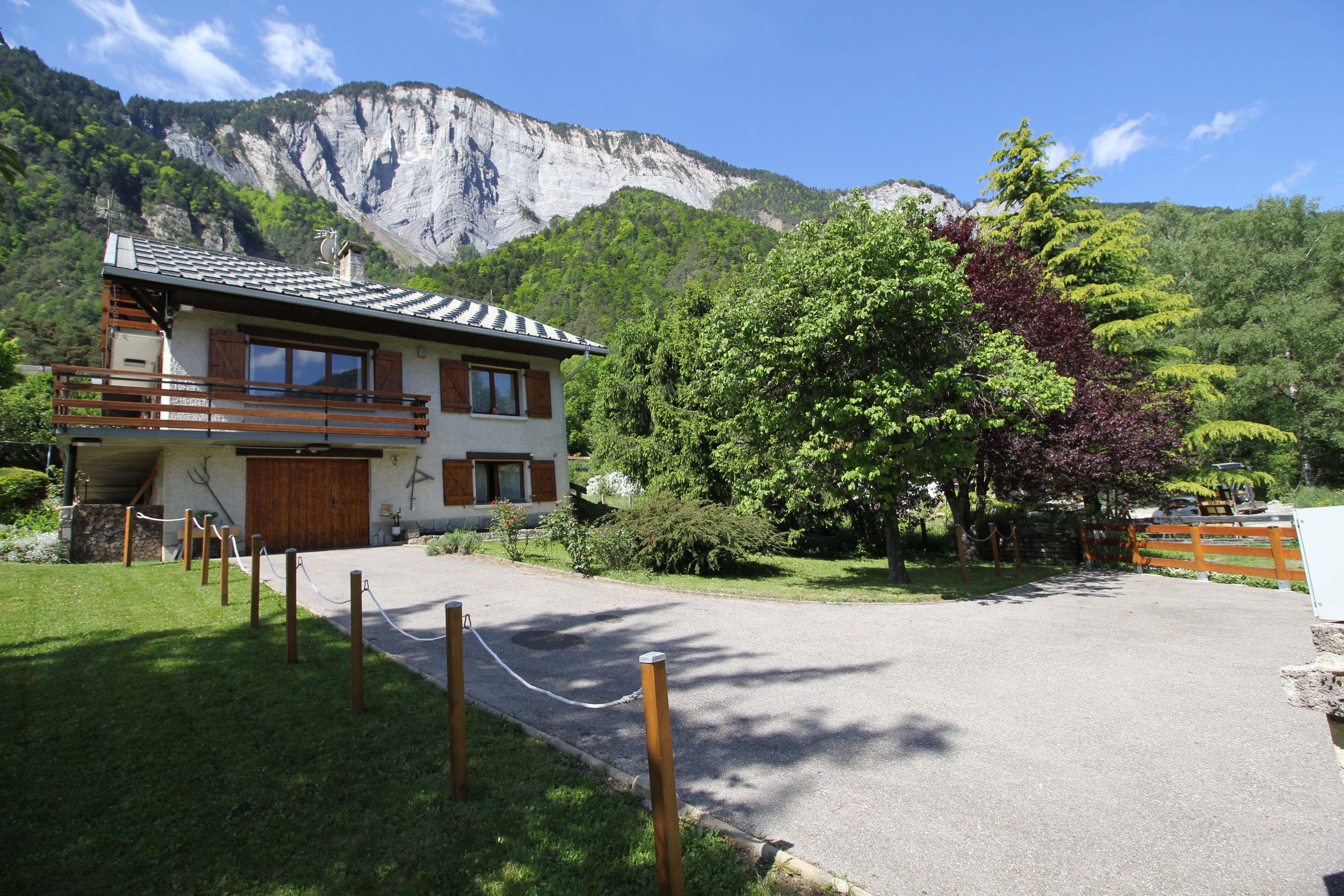 Entrée du chalet "Les Aubarettes"