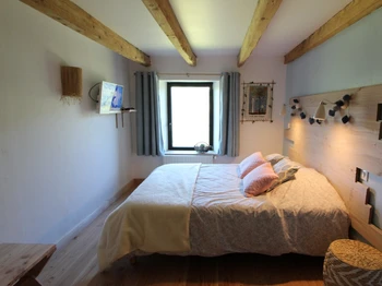 Chambre Bluet à la ferme sous les Hiez à Cornimont