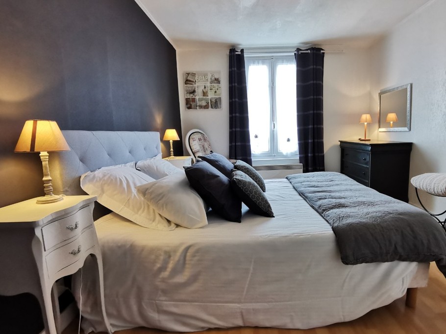 Chambre avec lit 160