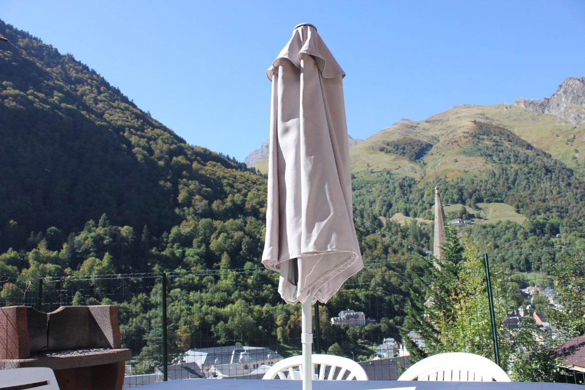 Vu panoramique, depuis le jardin du gîte