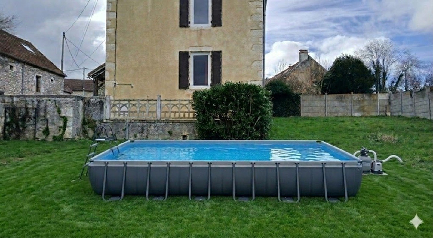 Above-ground pool