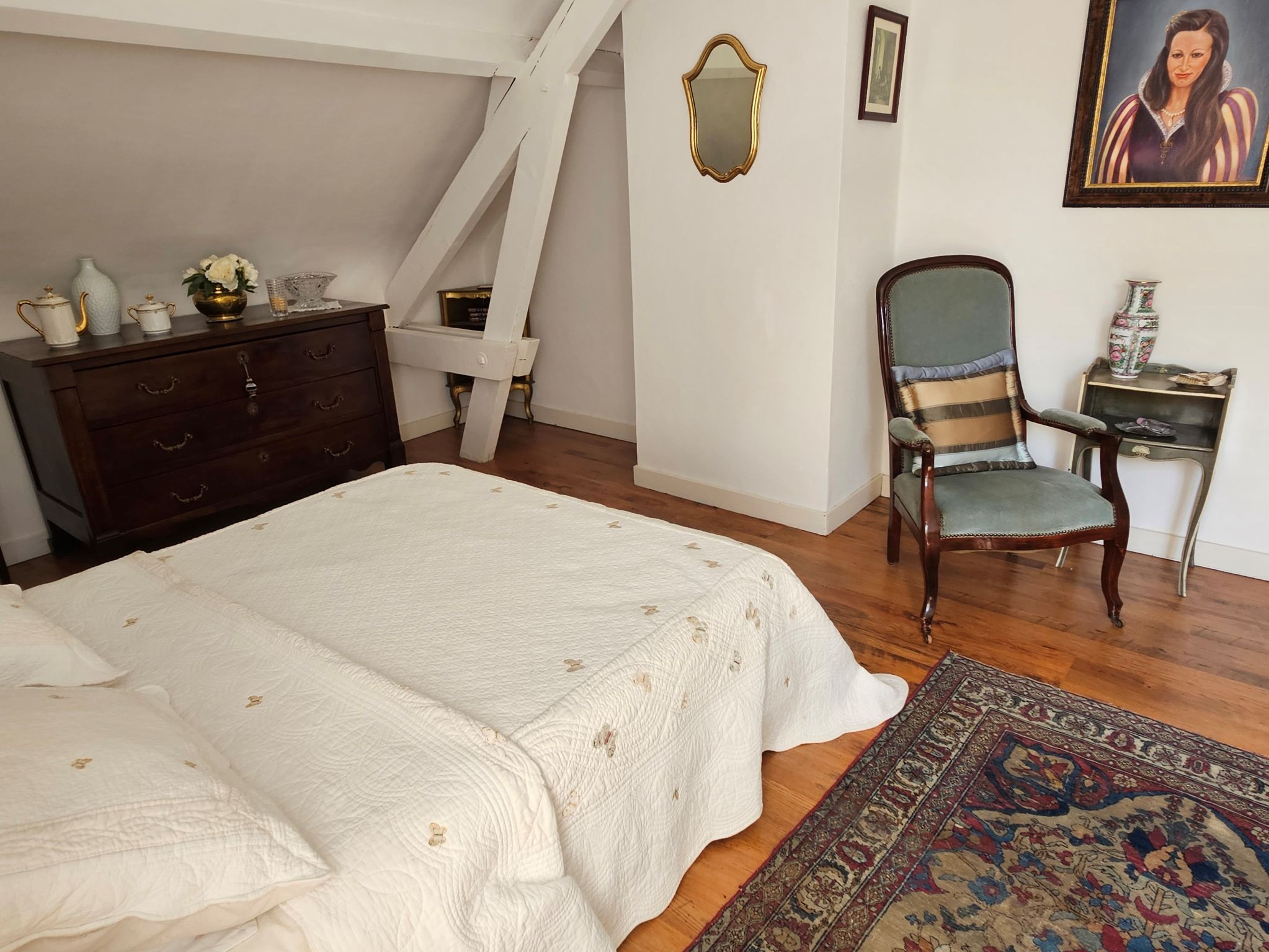 Chambre Cheverny pour 2 très lumineuse au 1er étage